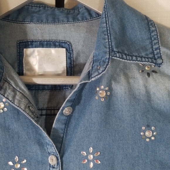 Justice blue buttons down shirt.  Size 10 - Picture 3 of 8